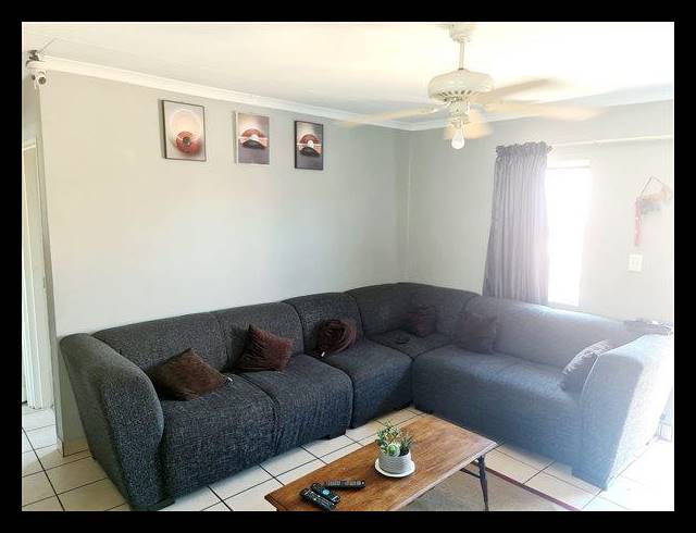 2 BEDROOM TOWNHOUSE FOR SALE IN BIRCHLEIGH